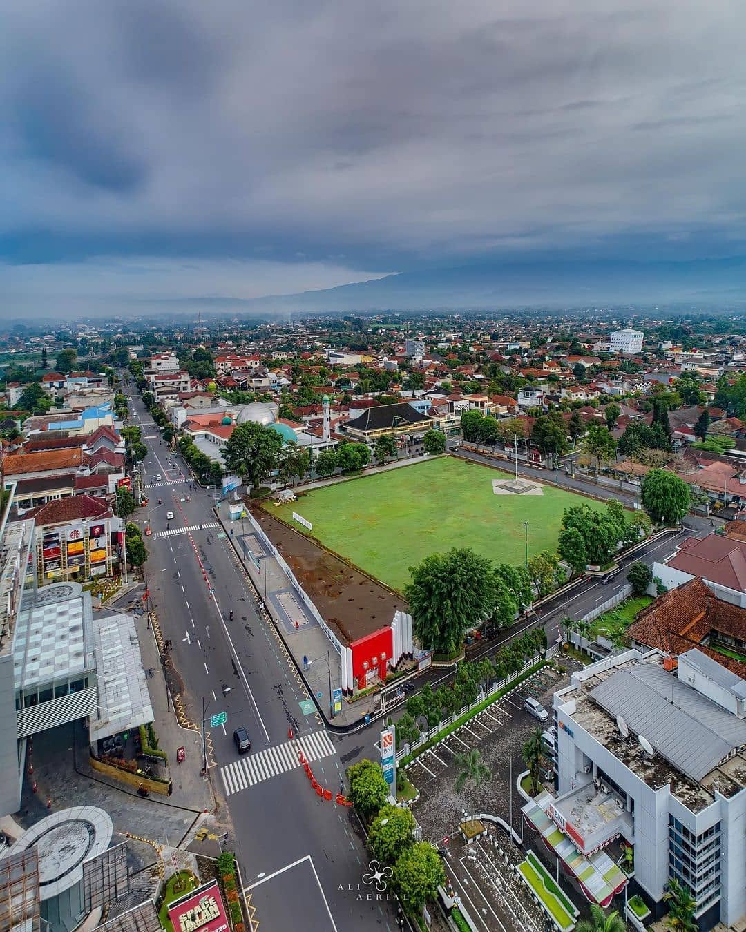 Alun Alun Thumb